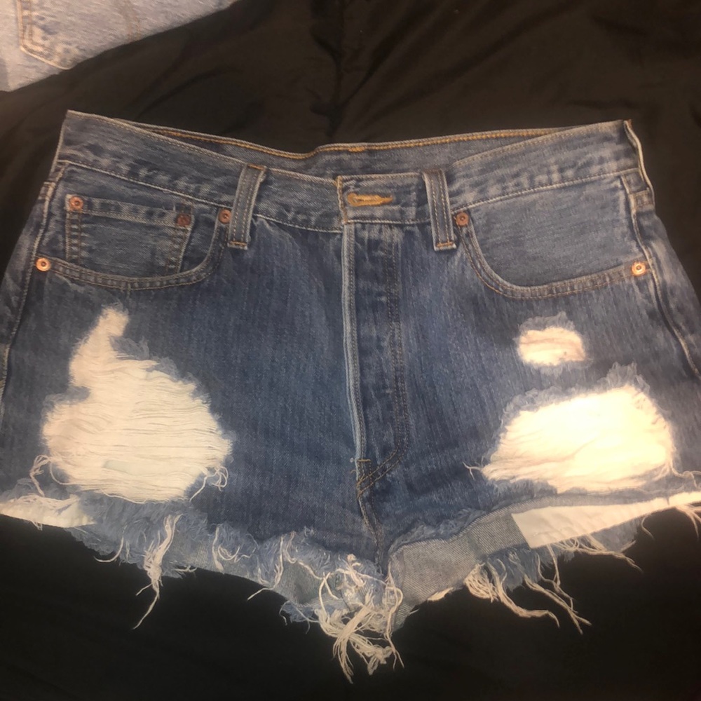 Levi distressed jean shorts